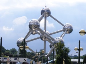 Atomium... grande y bonito :D Atomium... grande y bonito :D